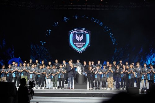 的多元化背 的多元化背